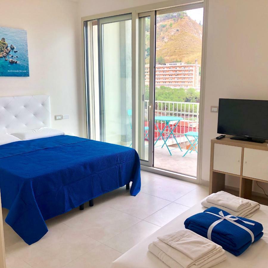 Taormina Wonderful Solarium Apartment Giardini Naxos Luaran gambar